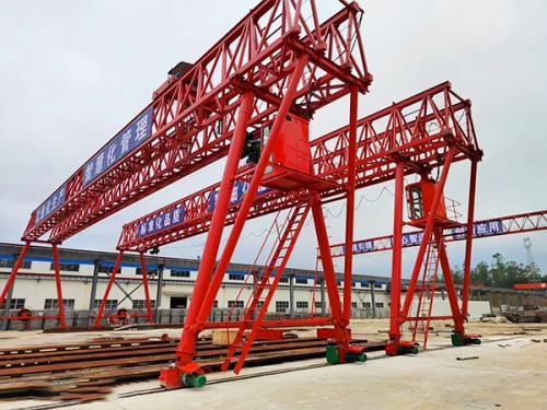 廣東云浮龍門吊廠家龍門吊起吊剛箱梁注意事項(xiàng)