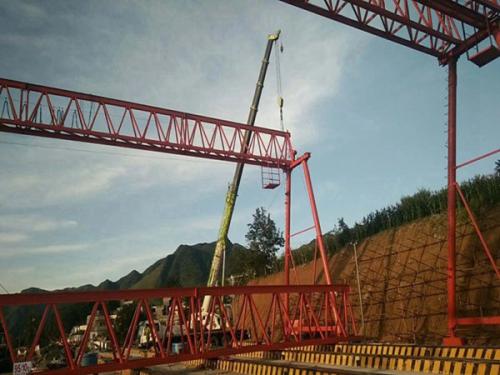 地鐵出渣門式起重機(jī)的特點(diǎn) 寧夏銀川龍門吊廠家