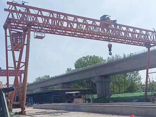 甘肅蘭州龍門吊出租廠家 關(guān)于門式起重機(jī)的工作狀態(tài)